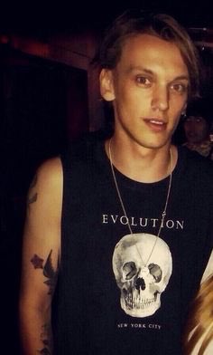 NHagenmuller's tweet photo. #punkrock #fashion ๐ค๐๐ค๐ป
๐๐๐ผ๐น๐๐๐ถ๐ผ๐ป ๐ฆ๐ธ๐๐น๐น ๐ง๐ฎ๐ป๐ธ ๐ง๐ผ๐ฝ 19,00$
#TheEvolutionStore
๐ธ
#JamieCampbellBower https://t.co/ar8A2AWJ8a