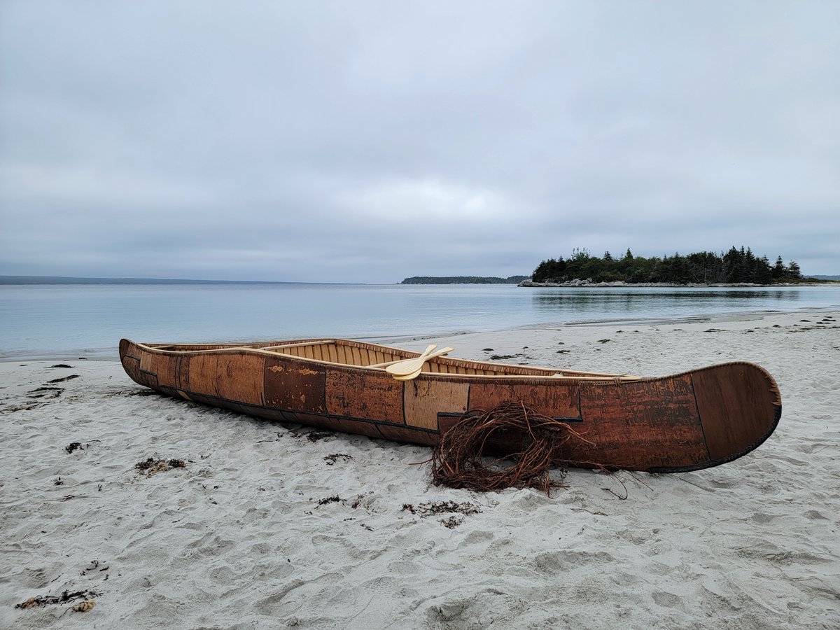 Mel7Labrador's tweet photo. Carter's Beach. How long ago was an #ocean #canoe paddling these waters where my ancestors lived? The shorelines are filled with their memories &amp; the ocean is the songs they sung. #kespukwitk #birchbark #canoe #mikmaq #lnu #labradorfamily @ParksCanada @ParksCanada_NS #protectthis https://t.co/RBcHmX74W7