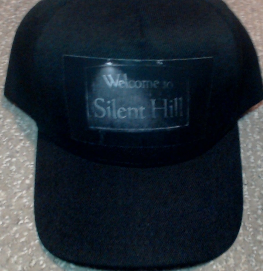 Some new arrivals are here (while I wait for UPS to drop off my Pyramid Head figure): Wife Quest limited edition for #PS4 &amp; The Persistence (Enhanced) for #PS5. This gives me exactly 50 physical PS5 games.

I also got an unofficial #SilentHill hat from Redbubble.
