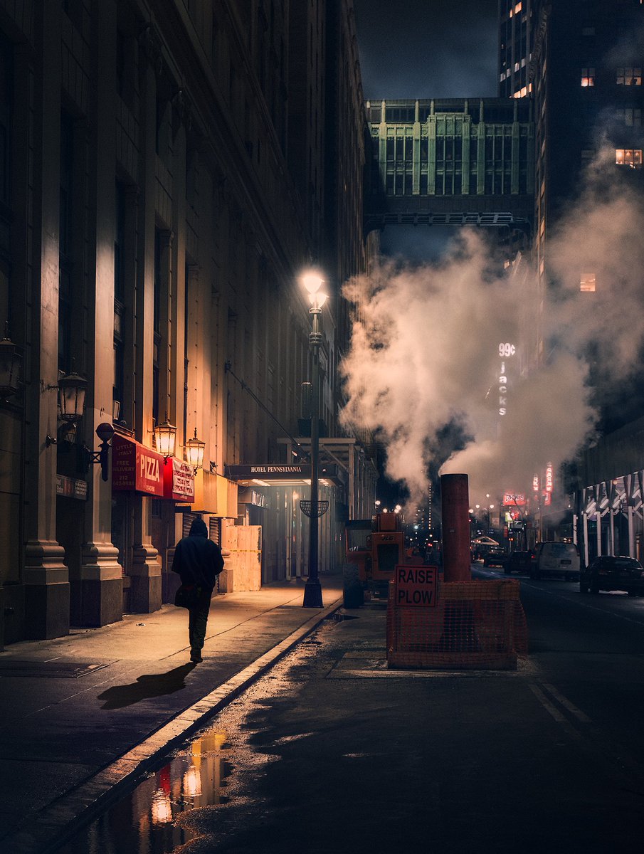 ‘32nd Street’

#NewYork #streetphotography