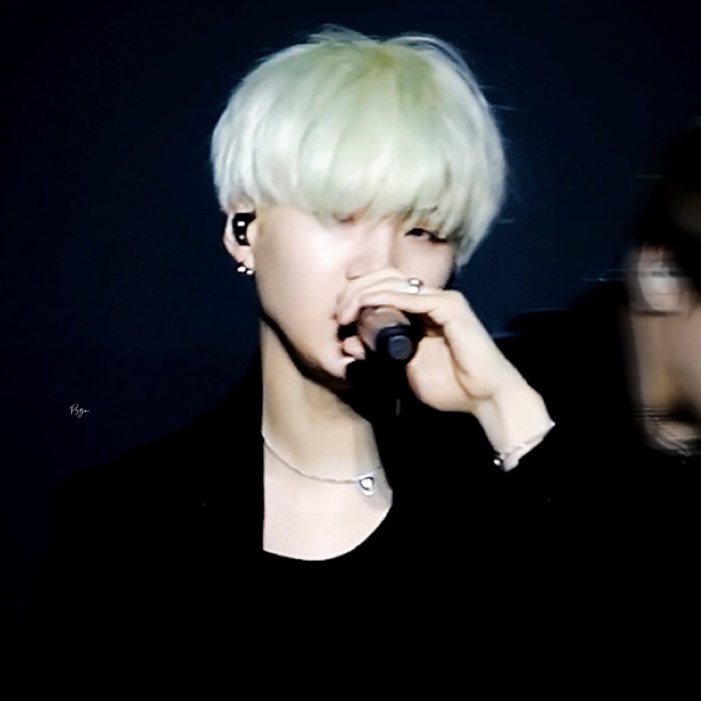 preciousugaimer's tweet photo. #윤기 #슈가 #SUGA #방탄소년단 #BTS https://t.co/TD8u1qYOWb