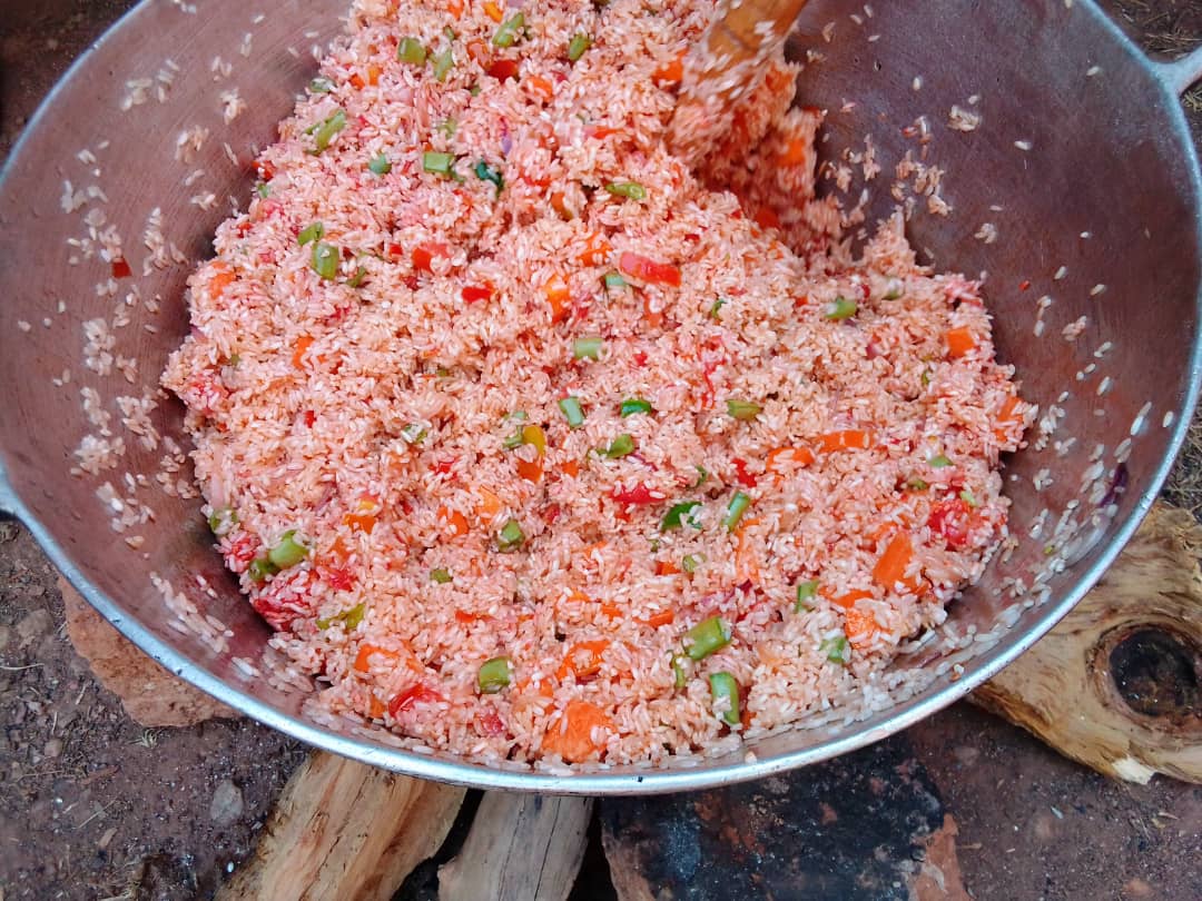 WFP_Cameroon's tweet photo. #Cameroun🇨🇲

@WFP fournit une assistance alimentaire en vivres, espèces aux communautés les plus vulnérables venues des pays en crises, aidant à subvenir à leurs besoins nutritionnels de base. Elle touche 6⃣1⃣5⃣0⃣0⃣ bénéficiaires à l'Est du pays.

Avec le soutien🇨🇲🇩🇪🇯🇵🇪🇺🇨🇭🇨🇦🇬🇧🇺🇸 https://t.co/LlV6W2445u