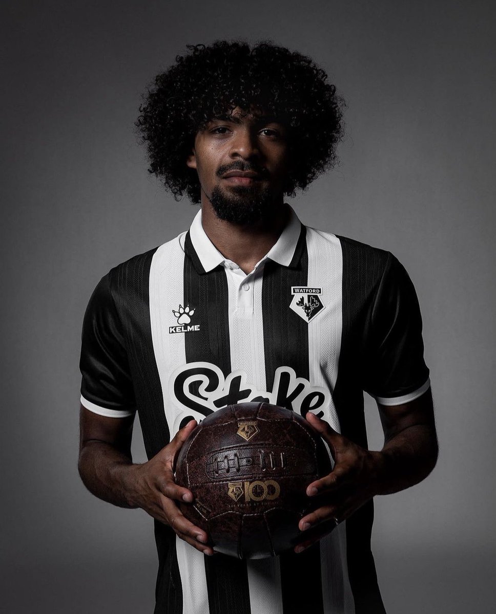 Kitcyclopedia ⚽️ tweet media