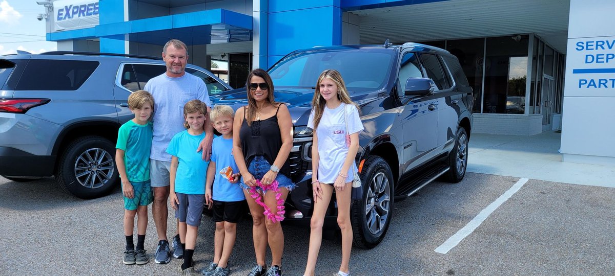 HENNING BUYS AT EXPRESS CHEVROLET BUICK GMC!!

Congratulations to the Peyton family from Henning on their Brand New Tahoe!! We appreciate you! Welcome to the Express Automotive Family!!

#ExpressChevroletBuickGMC🇺🇸
#ExpressYourself🇺🇸