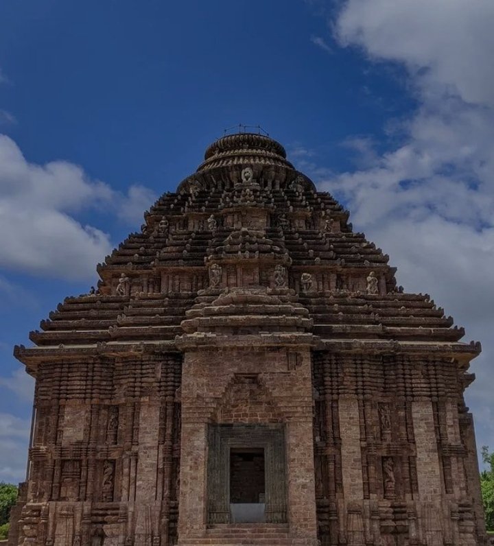 LinaPati3's tweet photo. Sun temple✨ 🙏🏻
Konark☀️ https://t.co/3D1yZnNkW2