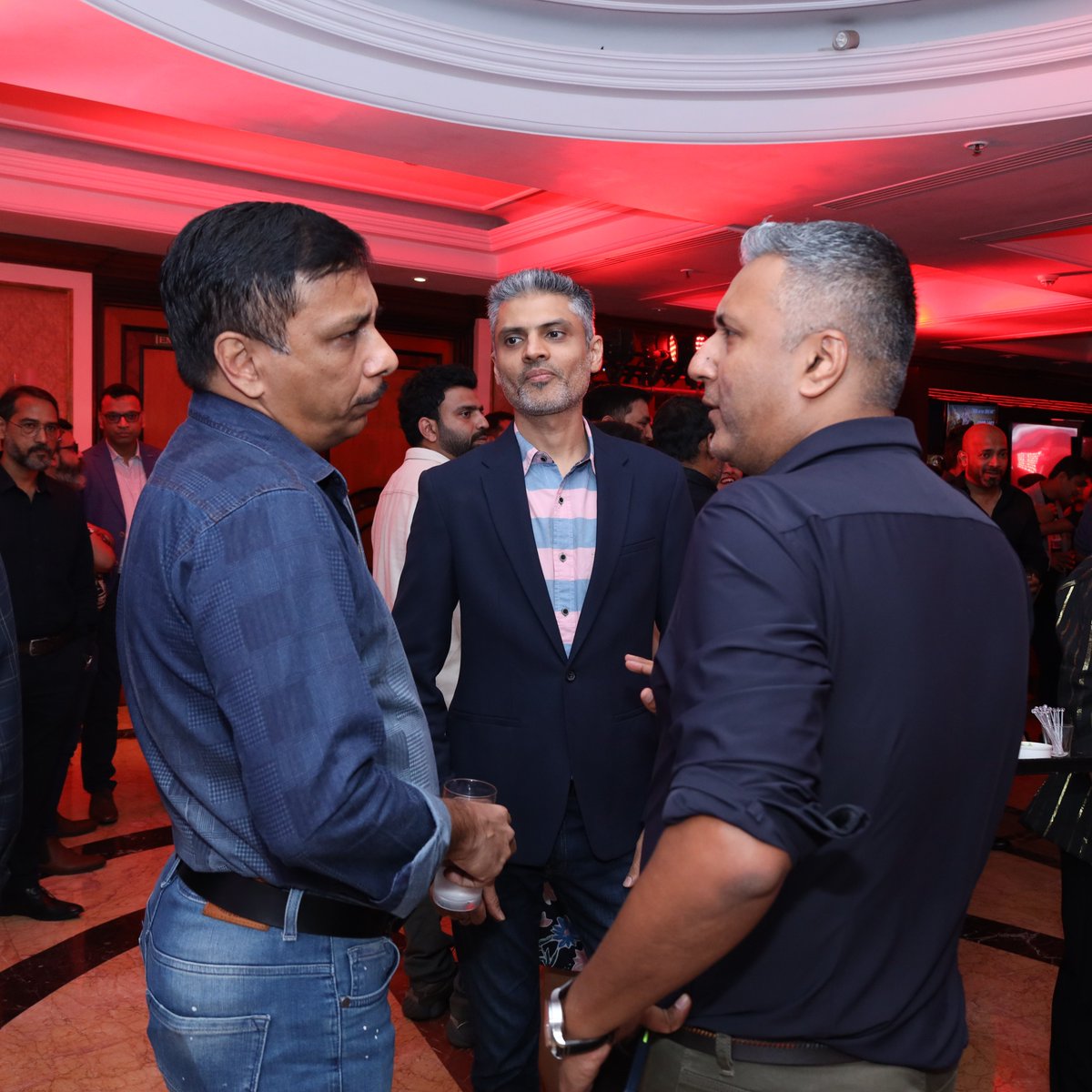 ApplauseSocial's tweet photo. What a fabulous evening it was at The House of Applause! Celebrating with our partners and everyone we have collaborated with. π₯³ #5YearsofApplause
@nairsameer @deepaksegal @prasoon_garg (3/9) https://t.co/BrBi9mtyad