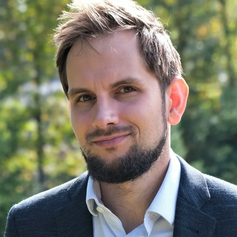 AgileDC is pleased to announce this year's Keynote - Ondřej Dvořák, CEO of AgiLawyer.  Ondřej will be talking about his use of Agile to match Ukrainian refugees with pro-bono lawyers.  Hear more on October 3rd! buff.ly/3PeeAkd