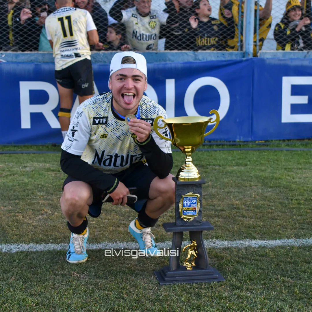 Todo esfuerzo tiene su recompensa 💪💛🖤 CAMPEÓN 2022🔥🏆