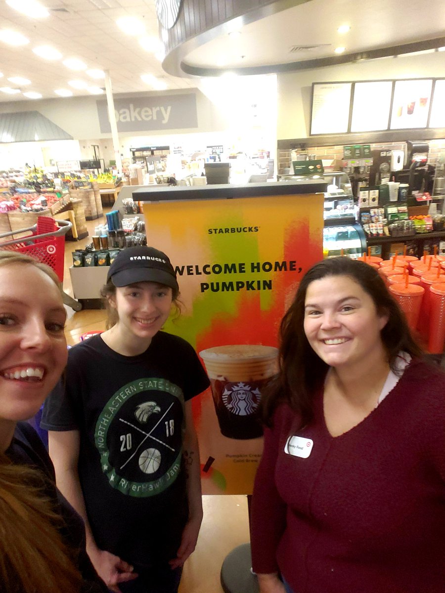 Beckyfoodlead's tweet photo. Good Morning Pumpkin, I'm so excited to you!!! #T1782 #PSLismyfav #starbucks #falllaunch @judyburris @dawnlee_93 @AgentFrid @LahneDouglas @KevinKaminski10 https://t.co/s4UzQELc7d
