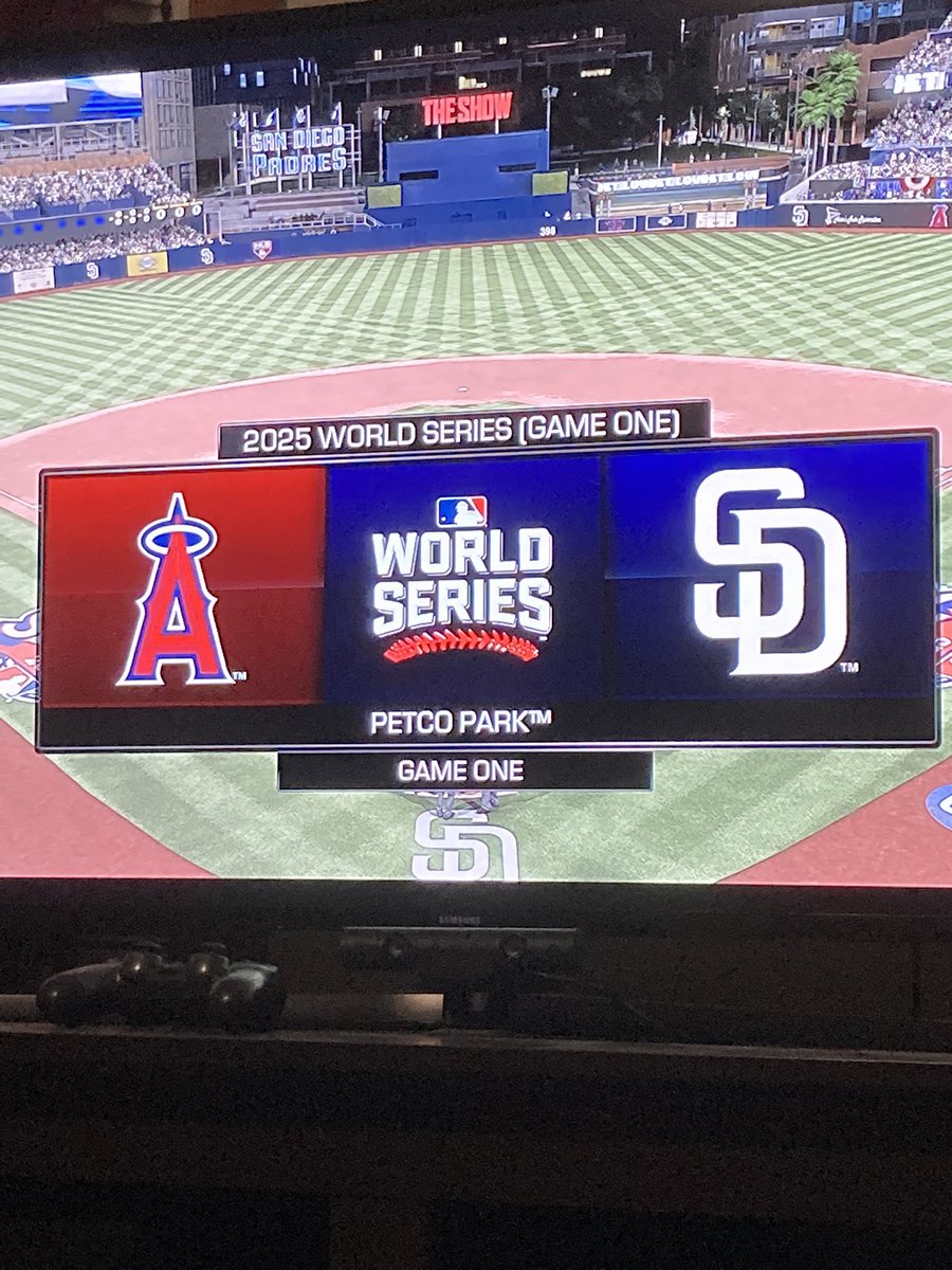 _Beastmode9000_'s tweet photo. Last time I posted about this I beat the Red Sox and won my 6th #WorldSeries in a row in my #MLB17 career with the Padres. Today, I’m going for 7 in a row, this time against the Angels! Will the streak live and I get closer to 10 in a row? Or will I fail? Stay tuned! #TimeToShine https://t.co/asOHFACAUM