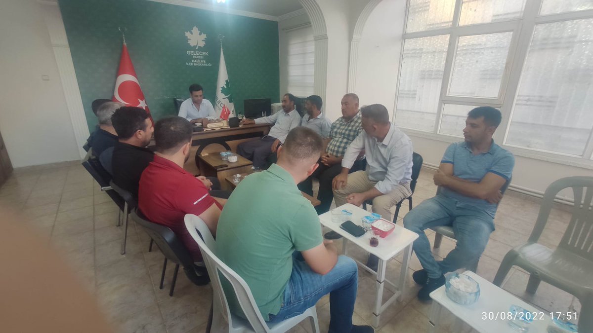 Feritcevik63's tweet photo. Gelecek partisi haliliye haftalık toplantımızı gerçekleştirdik @abdullahyesil63 @EminKancur @hidayetbaysal8 @MHelvaci63 @Zziyaddemir @MahmutKaral9 @M_Alikaradag @Akbas_6363 @NeetDoan18 @Omerilhan571 https://t.co/w0hh15zpki