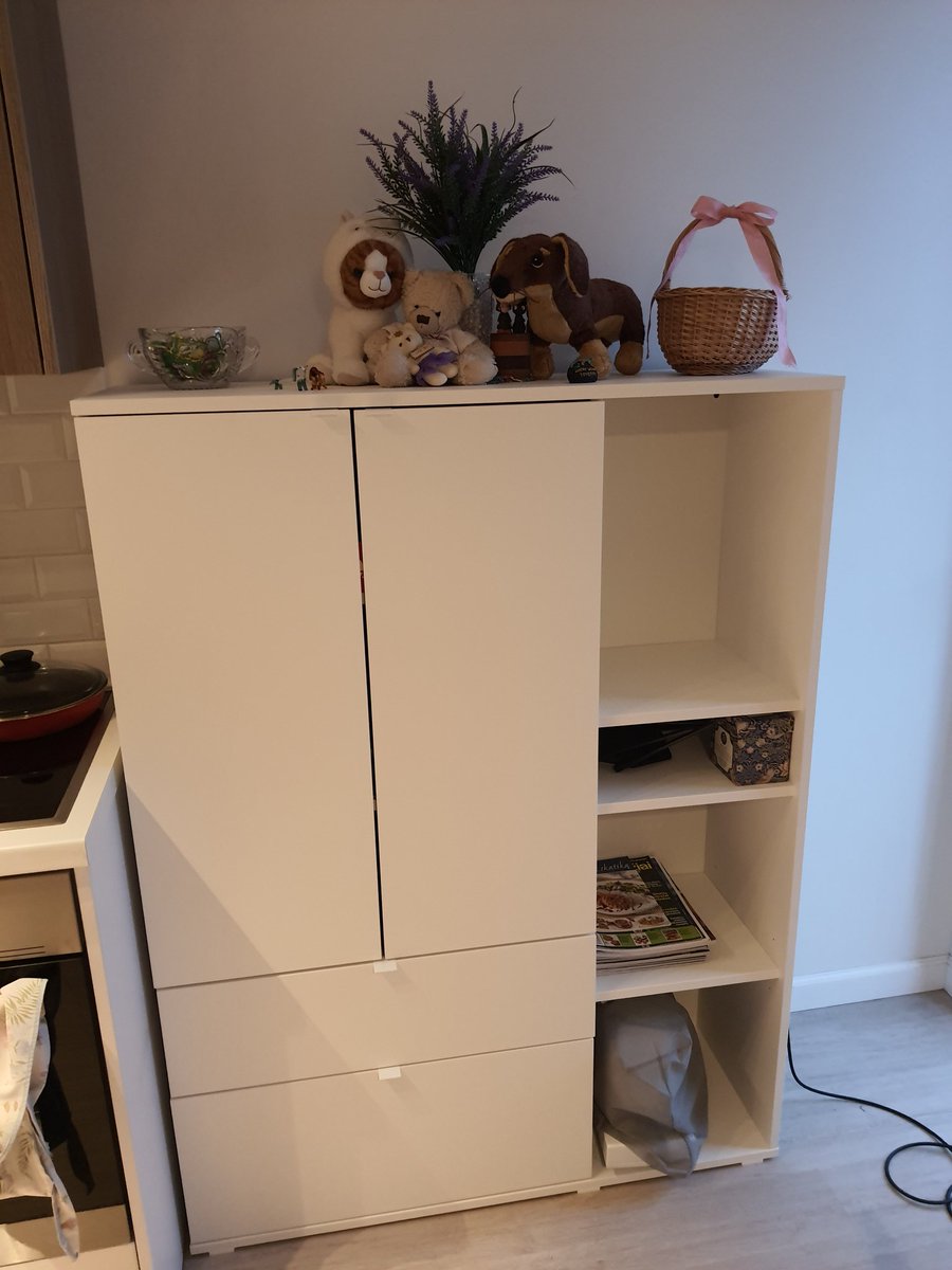 Elibunny_17's tweet photo. Well, I had to call for help (and my helper pretty much built it on his own), but it now stands! https://t.co/S6fhpxtCEx