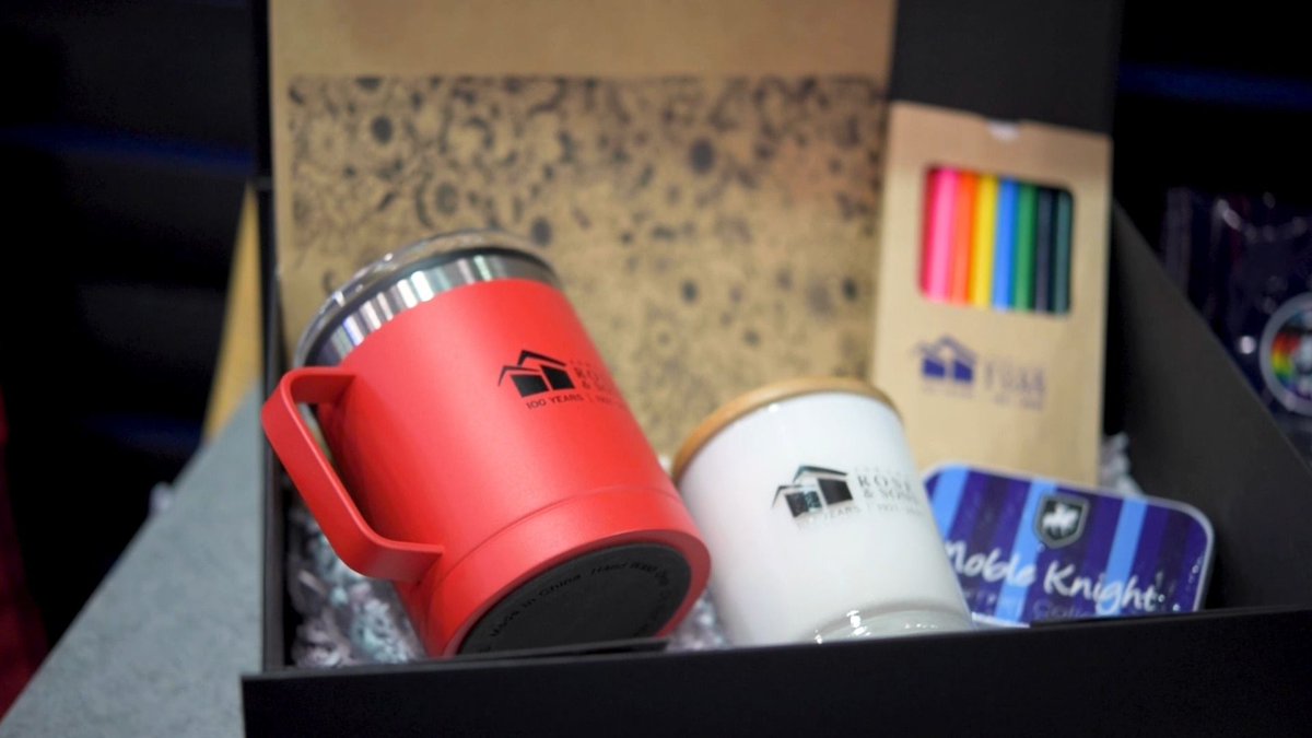 AmpImage1's tweet photo. No matter what size company you have, branded items will help improve customer retention and growth. https://t.co/lE5zpUbXXH #gifts #drinkware #games #bowls https://t.co/Ti1kufO4Ea