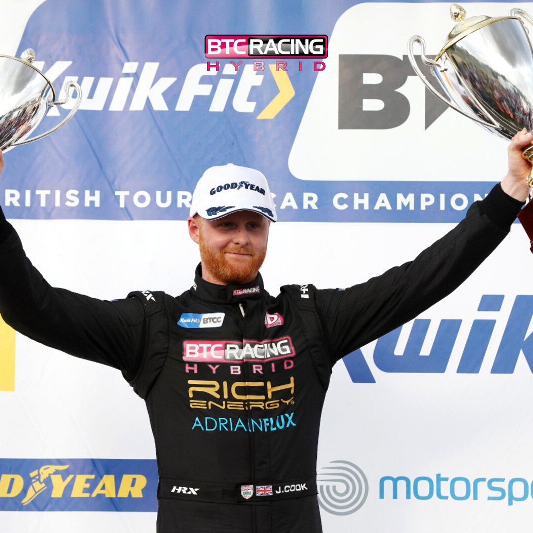 onemotorsport_'s tweet photo. RICH ENGERY BTC RACING HIT THE HIGHS AT THRUXTON๐
Our race report for rounds 22-24 at @thruxtonracing is now live๐
Hear what the drivers and team had to say using the link below๐
https://t.co/qhwCL1MyjC
#btcc #btcracing #wearebtc #joshcook https://t.co/a44A0QzTcZ