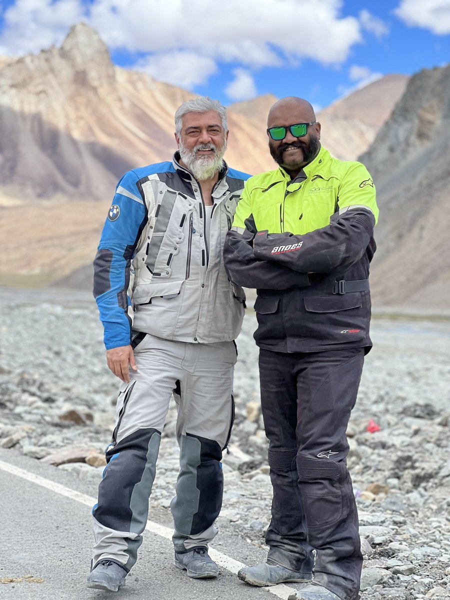 suprej's tweet photo. No ride is too long if you have good company! 3/3
#ajithkumar #ak https://t.co/ffh5PUw5iI
