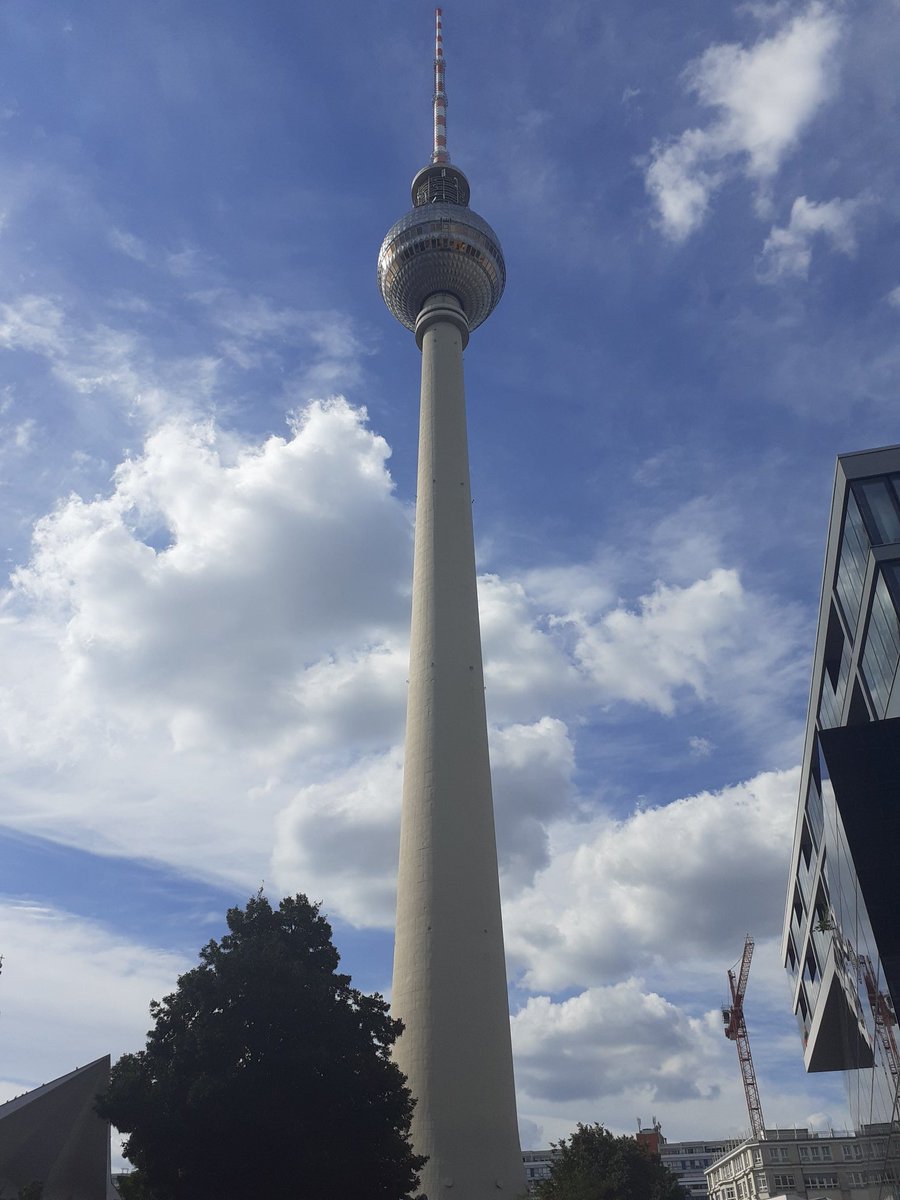 markyboyhay's tweet photo. Ich ❤ Berlin. Hereford to Berlin by train via London, Bruxelles, and Köln. I studied German/Business German for 8 years from 13 to 21 and was utterly fascinated with the whole East/West Berlin thing and its subsequent reunification. It certainly didn't disappoint. https://t.co/BTeYjRMySB