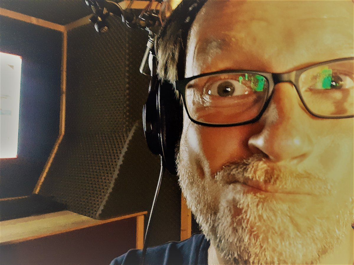 damienlaquet's tweet photo. Ca y est, on a terminé !!
Merci Marc Wilhelm, pour cette superbe direction sur ce magnifique rôle, haut en couleur, en duo avec Boris Rehlinger !
Un projet Blynd... Hâte d'entendre tout ça !!
#bdaudio #comédien #studiovoix #peterpan #mouche https://t.co/psoM2b8Tgf