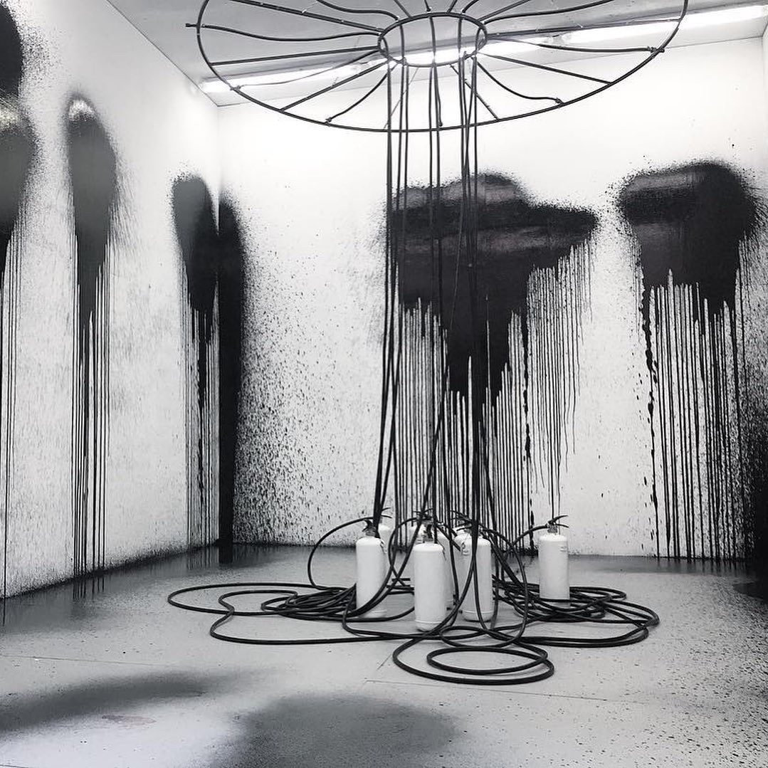 weirdtripclub's tweet photo. Black inspiration ©
#WeirdTrip #Black https://t.co/hGZuLUxbyT