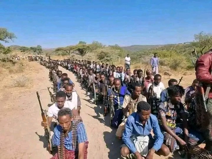 FuadMustefaAli's tweet photo. 🚨#ኢትዮጵያ_አፋር ትሁን!
የለምንም ቅድመ ሁኔታ ሀገራቸውን የሚወዱ ከነሱ በላይ በዚህ ጦርነት የተጎዳ ባይኖርም በኢትዮጵያ የማያኮርፉ፣ የማያማርሩ፣ ውደሳም፣ ምስጋናም የማይሹ ድምፅ አልባ የምድር ድሮኖች አፋሮች #እሳተገሞራወቹ

ውለታችሁ አለብን! https://t.co/y76IygsR4U