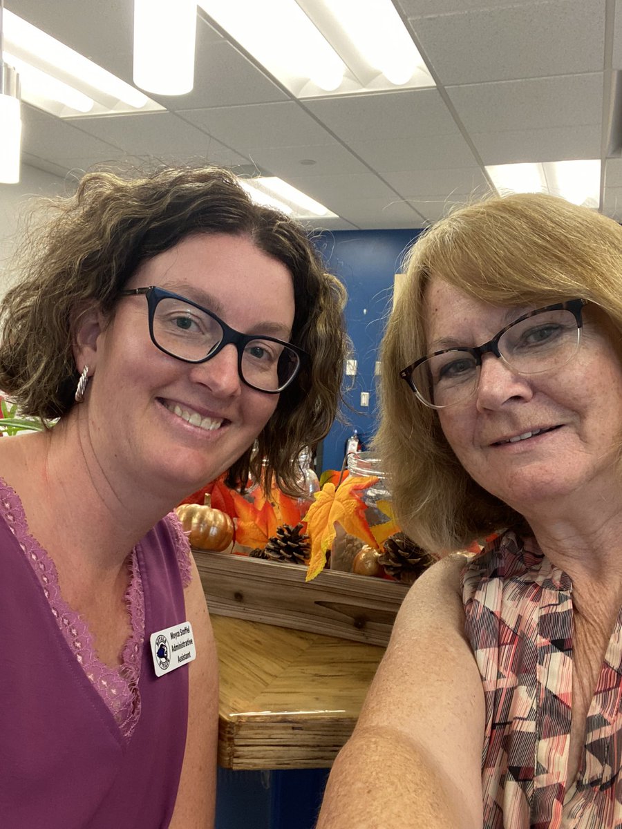 RoxTherres's tweet photo. Just about ready for Thursday!  Staff at MHS  is excited to welcome students back for another year! https://t.co/kaS8EgTe9u