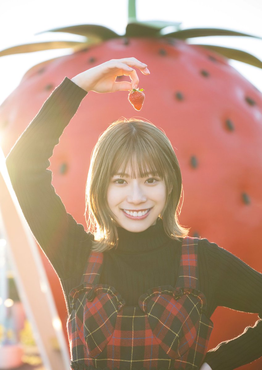 東村芽依生写真ヒキ直筆 日向坂46 東村芽依 2023年 ハロウィン 生写真 ヒキの通販 by