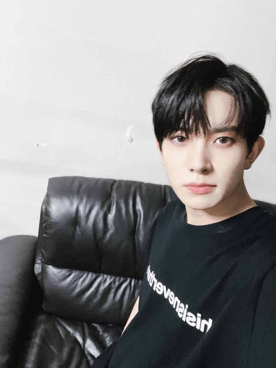 no context heeki (@nocontextheeki) on Twitter photo 