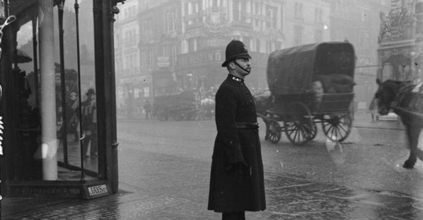 GoingPostalBlog's tweet photo. Uncle Fred, Edwardian Metropolitan Policeman, by Chrissie - https://t.co/iiyqDVtlWH
#Chrissie #Family #MetropolitanPolice #RobertPeel #20thCentury #Biography #History #HumanInterest #Literature https://t.co/lenWQXt3Y3