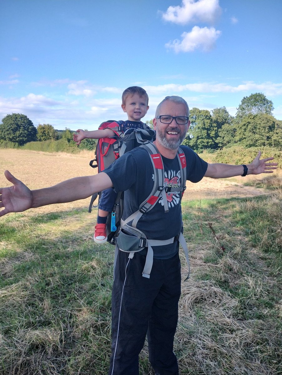 Crawleymatt1's tweet photo. Bossing this parenting lark! 

#badback #weightybaby https://t.co/G8NlmVIdTi