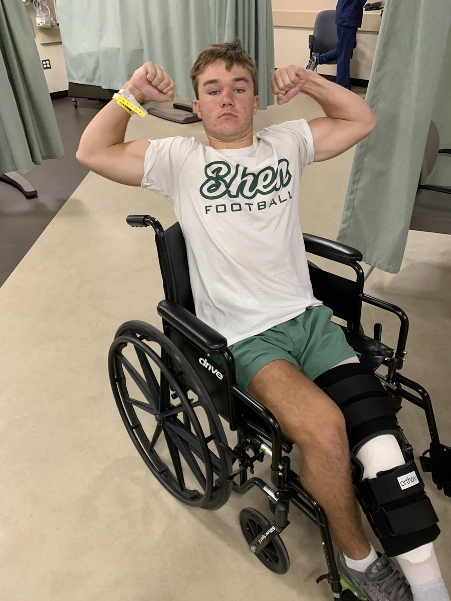 sambartlett_11's tweet photo. Unfortunately I had season ending ACL surgery today and will miss my entire junior year. Surgery went well. I will be back better than ever…@ACLrecoveryCLUB @CoachBClawson @shenfootball_01 https://t.co/WDpUYLbePk