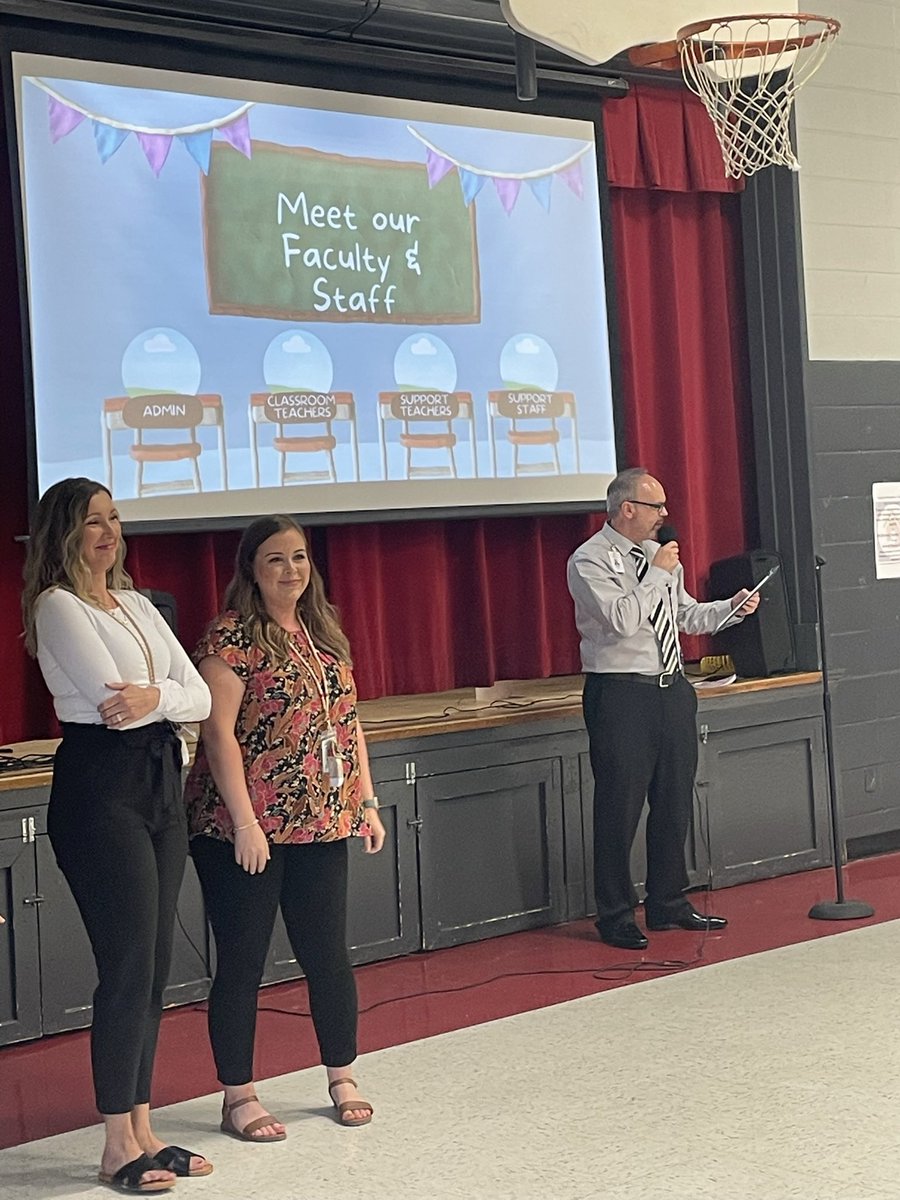 SusanRbusymom's tweet photo. North Sumner Title 1 Annual Meeting with Open House following. Over 200 in attendance. @sumnertigers https://t.co/Ea3rz9pluZ