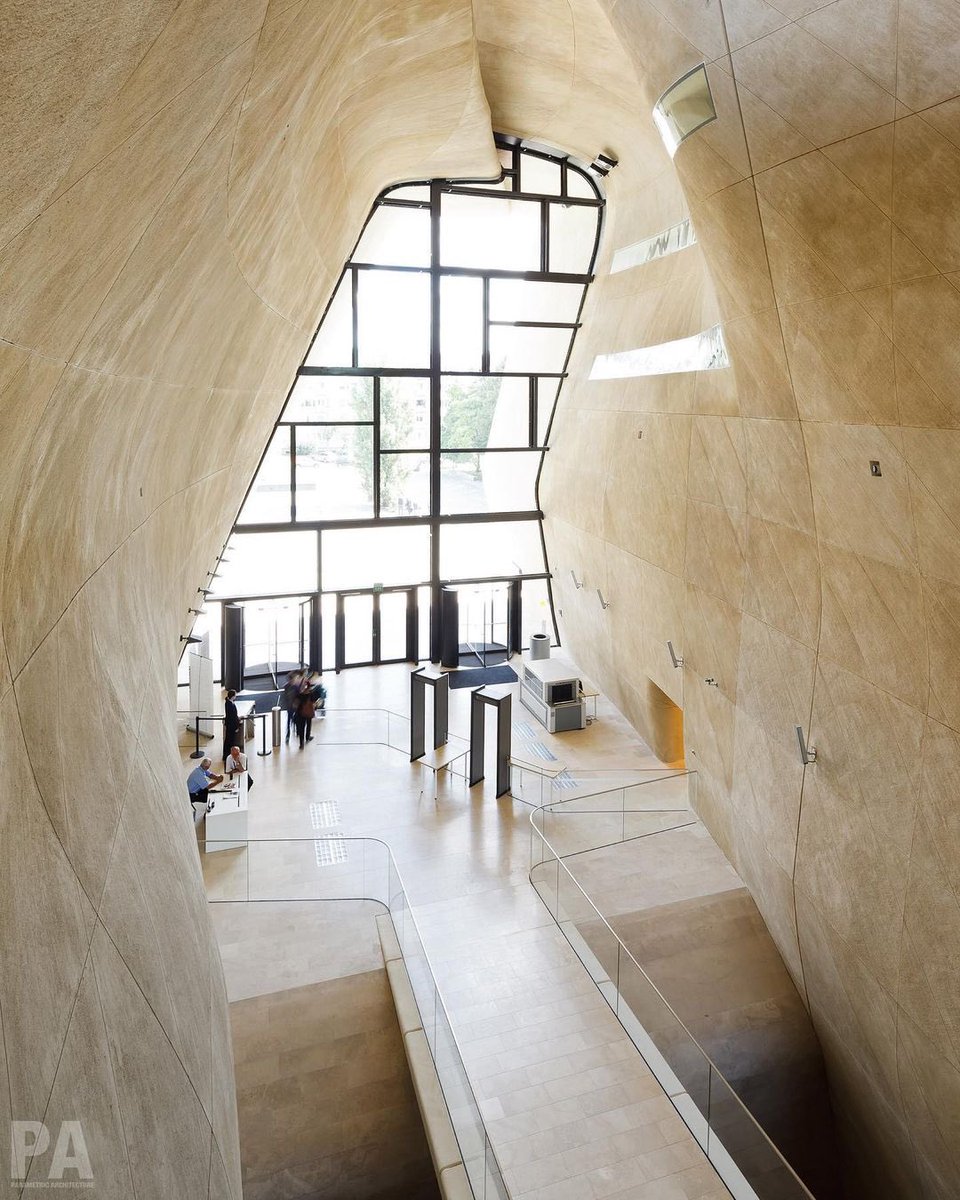 parametricarch's tweet image. Interior spaces of Museum Of The History Of Polish Jews, winning proposal of the Lahdelma &amp;amp; Mahlamäki Architects in a competition in 2005. The project was completed in 2013 with a total area of the 18300 sqm.

🖋Architect: Lahdelma Mahlamäki architects