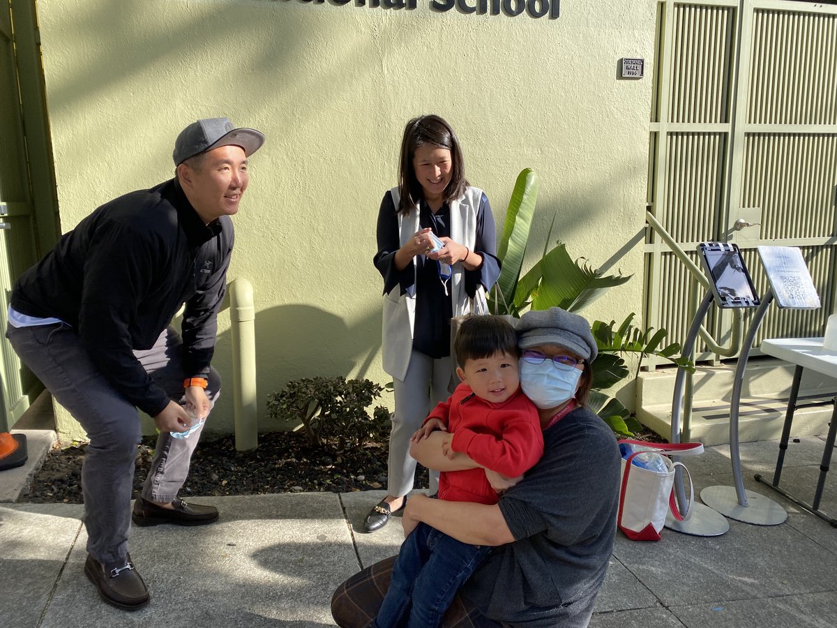 CAIS_SF's tweet photo. Our #Firedragons are bringing all three campuses roaring back to life! Happy First Day of #2022-2023 https://t.co/FFda6JEU2l
