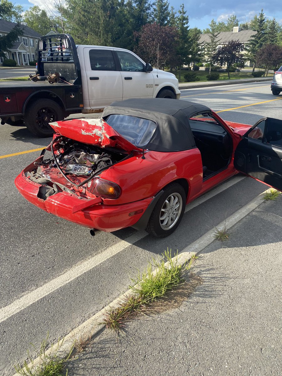 MegaSpaghett's tweet photo. don’t think i ever said this here but rip miat. i was stopped waiting for people to cross and a truck behind me wasn’t paying attention to the whole scene and well there you have it. totaled no fixing, strong 115k motor rust free just gone. it’s annoying when others ruin things https://t.co/jpK6sYqhLe