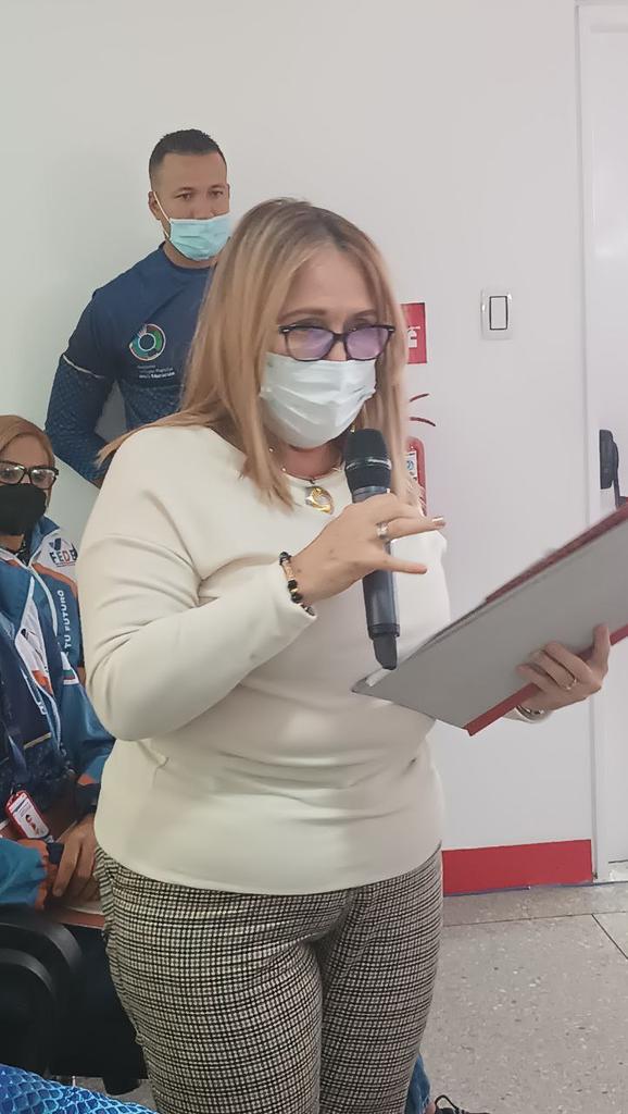 Zonaeducadelor1's tweet photo. Delta Amacuro activado!
Pdte. @NicolasMaduro, fortalece educación venezolana, hoy nuestra Min @_LaAvanzadora sostuvo reunión Jef@s de zonas educativas del país para evaluar avances de Bricomiles en toda Venezuela @FannyG45 @PartidoPSUV https://t.co/QX0Wo2Ze86
