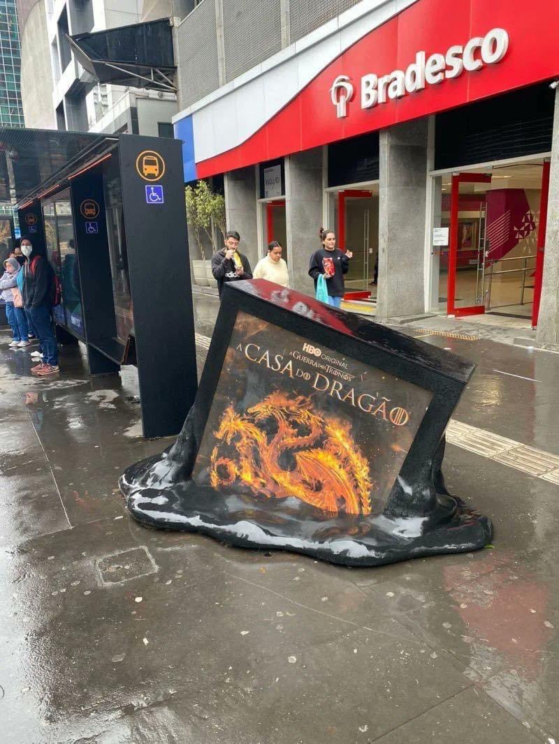 NewRockstars's tweet photo. HBO’s advertising is on another level #HouseoftheDragon https://t.co/TyL2XM6los