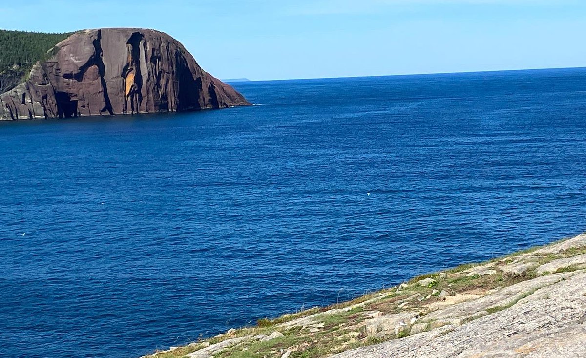 patricahewitt's tweet photo. Little trek near Flatrock yesterday! #largeday #bigsky https://t.co/a4zrijpIgl