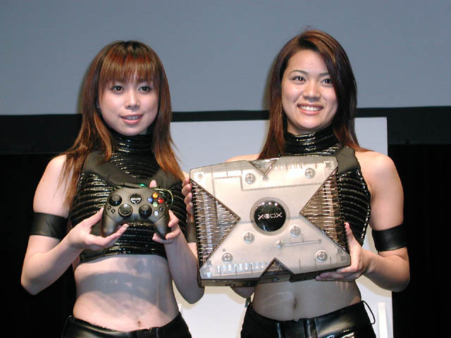 H2Exotica's tweet photo. Still thinking about this Xbox outfit they had in Japan to promote the first console. https://t.co/CDkKsxmrTz