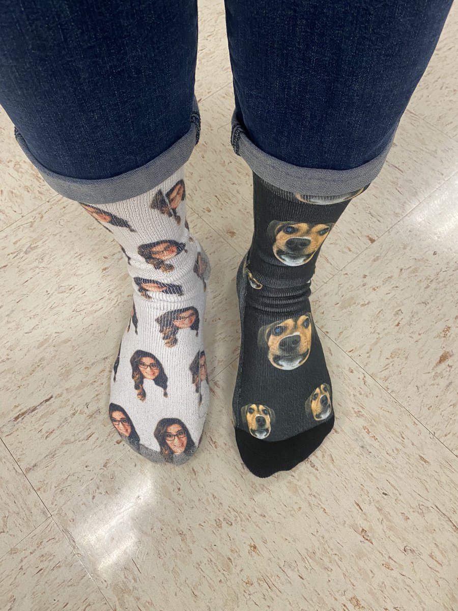 MrsHajekTJHS's tweet photo. What is your Digital Foot Print??!! 🦶 @TISDTJHS #crazysockday #digitalcitizenweek https://t.co/7M7Mhh6oY2