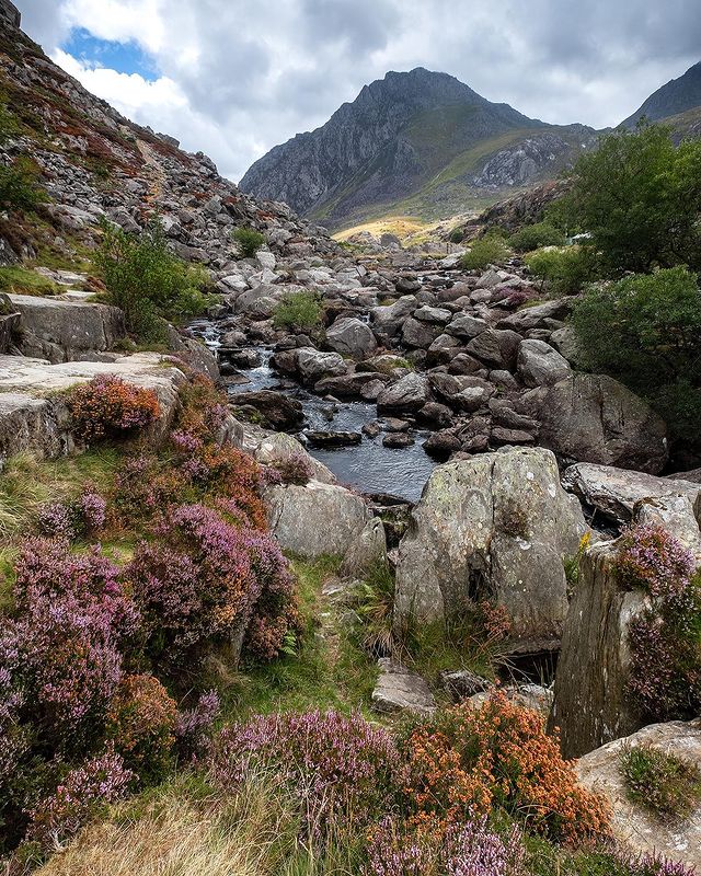 The natural beauty from end to end Use #exploresnowdonia to be featured 📷© @wastwater1