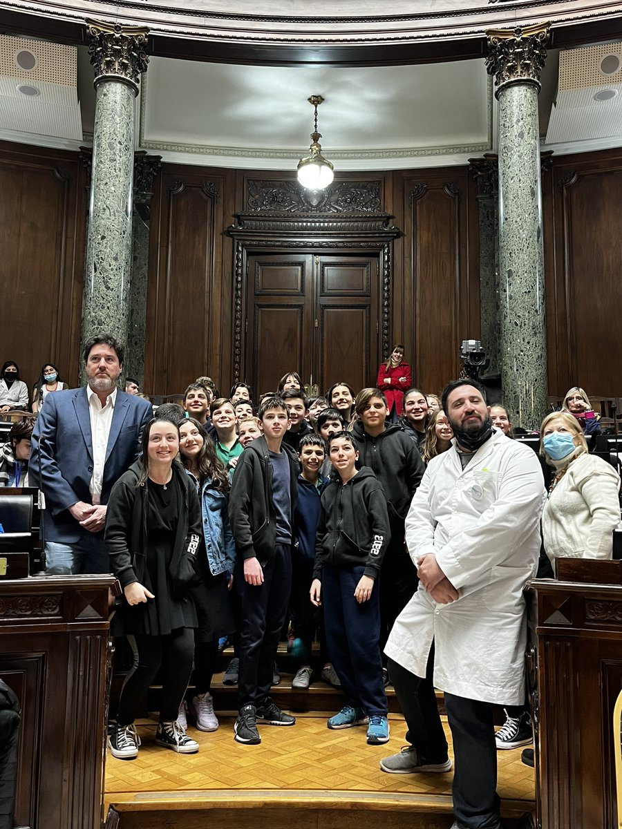 Hoy realizamos una nueva sesión en el programa. Vinieron las escuelas Bereshit, “Profesor Bartolomé Ayrolo”, “Vicente Fidel Lopez” y “Clelia Amelia C. Sessa”. 
Agradecemos su participación y al diputado <a href="/mbarroetavena/">Matías Barroetaveña</a> por presidir la sesión.