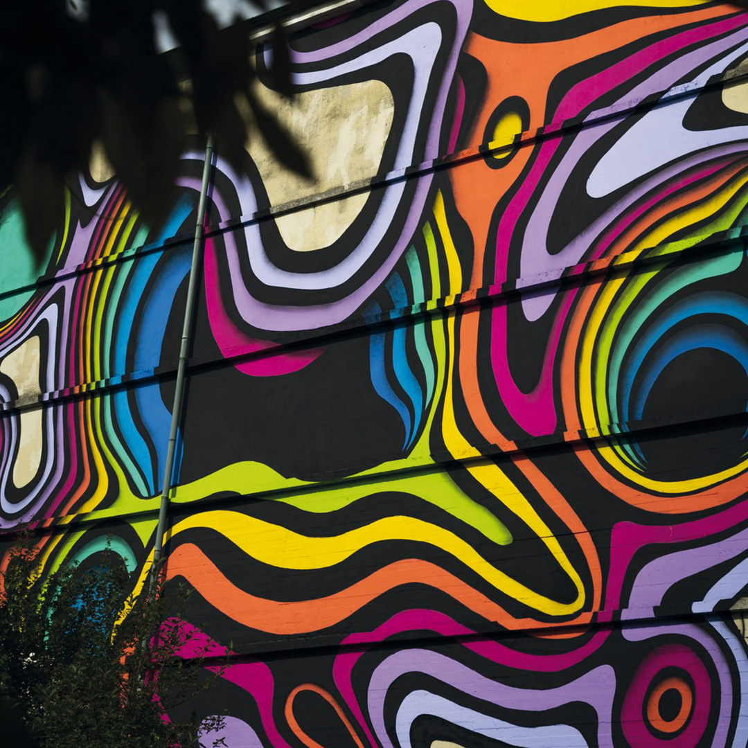 Brillux's tweet photo. Bei unserem #MuraldesMonats wurde dieser Betonklotz von 1010 mit 9 Brillux Farben in einen bunten 🌈 Ort der Zusammenkunft verwandelt. https://t.co/i4uLsyUK16
Credit: Claas De Buhr, Organisatoren: Affenfaustgalerie
#brillux #mehralsfarbe #mural #nachbarschaft #alternativeenergie https://t.co/k4sZ7M3fYi