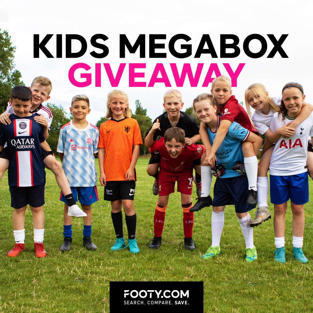 footydotcom's tweet photo. BACK TO SCHOOL MEGABOX GIVEAWAY! 🎁

To celebrate our recent Back To School video, we want to give your wonderkids the chance to win a mystery Megabox!

To Enter:
- Retweet this post 🔁
- Comment your wonderkids boot size

Winner announced September 7th, Good Luck! 

#Giveaway https://t.co/wDEl77mLpz
