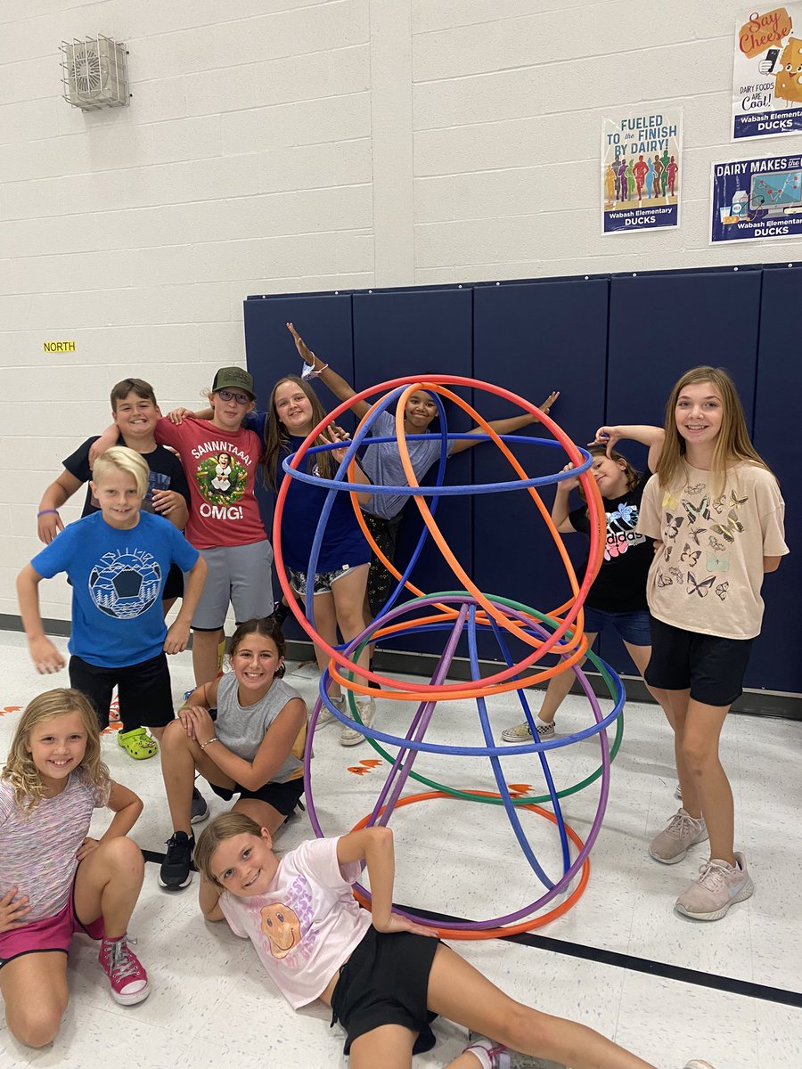 AndersonJ_PE's tweet photo. 5th grade double decker hula hut champs! #wearewentzville @WabashStation #teambuilding https://t.co/GmsK1ia78Y