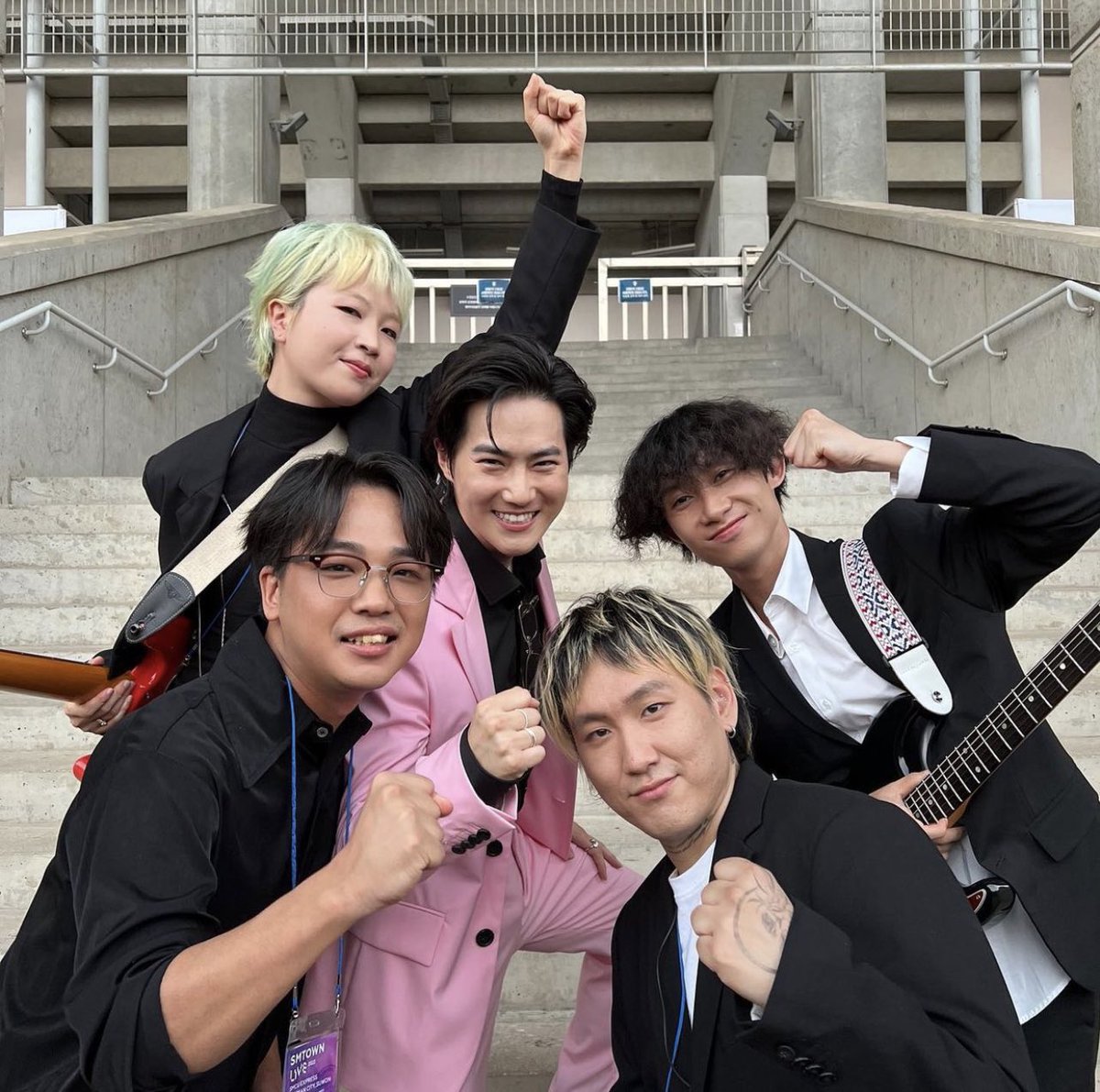 dailykjm's tweet photo. OUR SUHO BAND💗 https://t.co/GUknWIdvM4