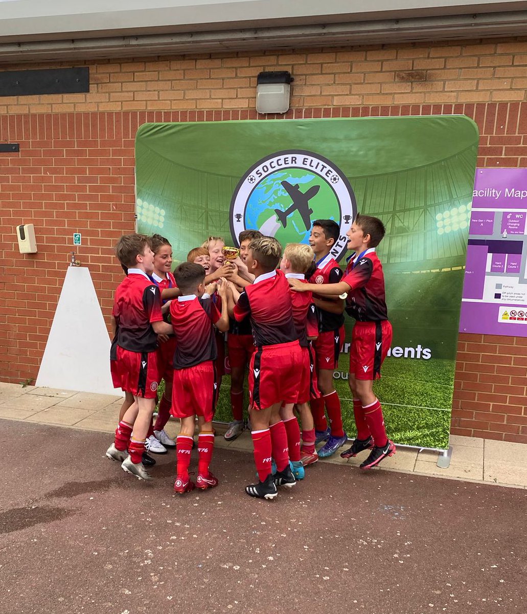 StevenageYouth's tweet photo. Big congratulations to the U12’s for winning the Pre season Festival hosted by @psa_pro today @ Hertfordshire University, the boys were a credit to the club with their conduct and style of play. An excellent performance and well deserved winners.

🏆 #StevenageFC ❤️🖤 https://t.co/DFVQsxxIdC