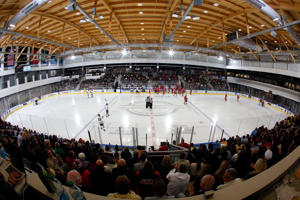 LECOM Harborcenter tweet media