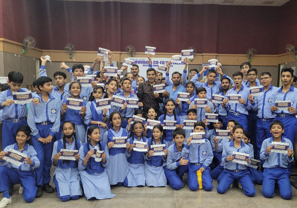 VidyanjaliDelhi's tweet photo. #Delhi #Vidyanjali Yogdaan 317
Mr.Niraj Gera provided Mentoring &amp; Career Counselling Service to students of class 7-8,11 at SCoEdV Sec 8 Rohini ND (07010105101)Distt. NWB
Impacted Students:300
HOS: Mr.Awadhesh K.Jha  
@EduMinOfIndia @vidyanjali_edu @SCERT2021 @Rajanish2007 https://t.co/dhfbvhS4dE