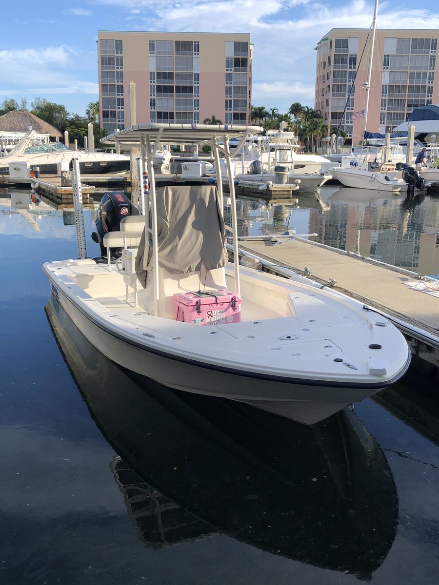 catchingthecure's tweet photo. Mako 21 LTS looking good! @catchingthecure @mako21LTS @BassProShops @MercuryMarine https://t.co/M3tm2YgPSf