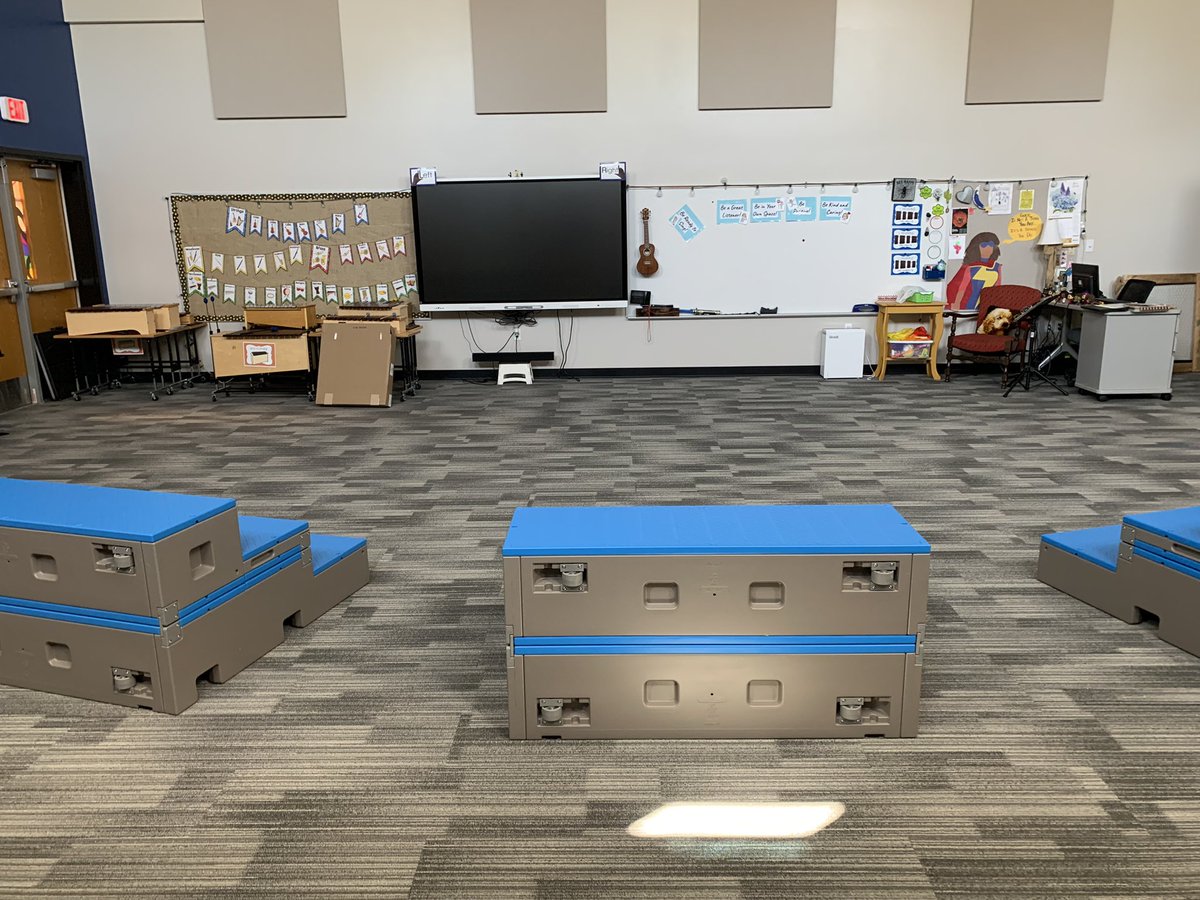 whsd_supt's tweet photo. One more day until these beautiful spaces are filled with wonderful students. The art and music classrooms are going to be bursting with energy! #VanguardPride https://t.co/5FRBI1QJx9