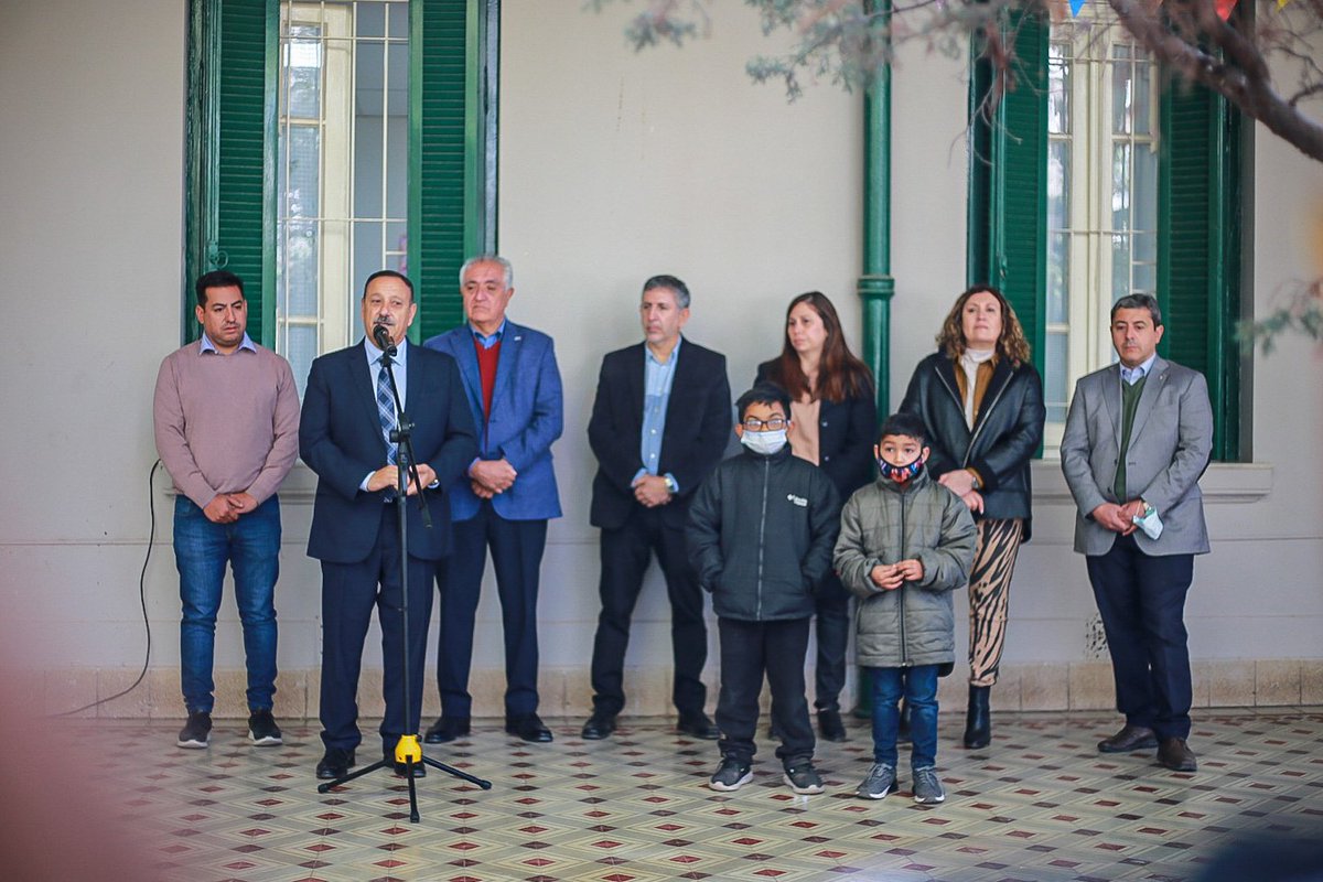 QuintelaRicardo's tweet photo. Despidiendo el mes de las infancias, inauguramos el Centro de Día Comunitario (CDICI). Se trata de un dispositivo de la red de Salud Mental Provincial, dedicado a la promoción, prevención, tratamiento y rehabilitación a niños, niñas y adolescentes con padecimiento mental. https://t.co/qnTiJdd1ON
